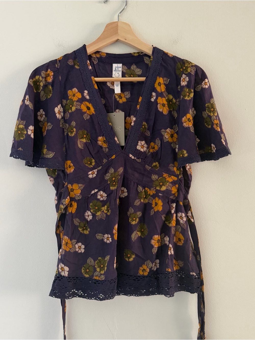 Anthropologie NWT Babydoll Blouse Purple Floral Tie Back Crochet Trim Size 2